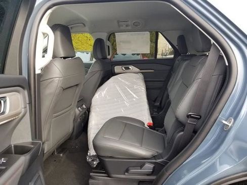 New 2026 Ford Explorer Active w/ Active Comfort Package image 18