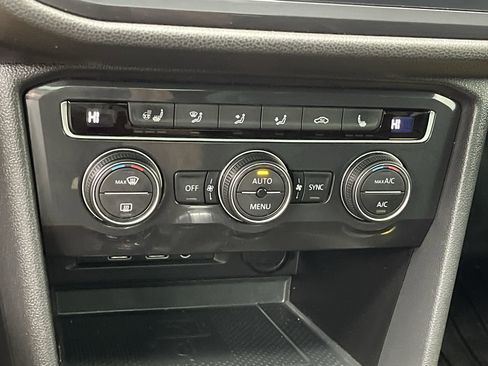 Used 2020 Volkswagen Tiguan SEL Premium R-Line AWD/4WD image 24