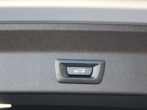 Used 2019 BMW X3 sDrive30i w/ Driving Assistance Package image 37