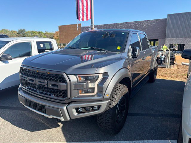 Used 2018 Ford F150 Raptor w/ Equipment Group 802A Luxury AWD/4WD image 1