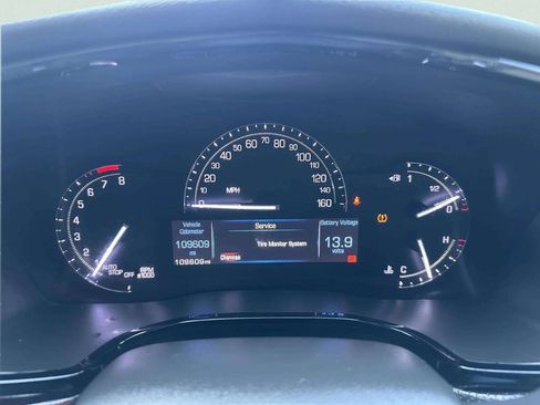 Used 2017 Cadillac XT5 Premium Luxury w/ Driver Assist Package FWD image 29