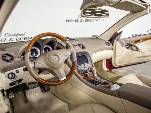 Used 2009 Mercedes-Benz SL 550 image 21