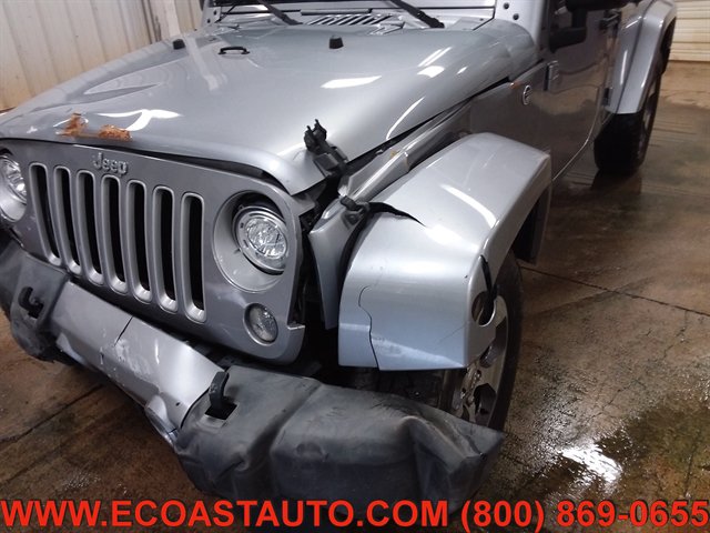 Used 2017 Jeep Wrangler Unlimited Sahara AWD/4WD image 17