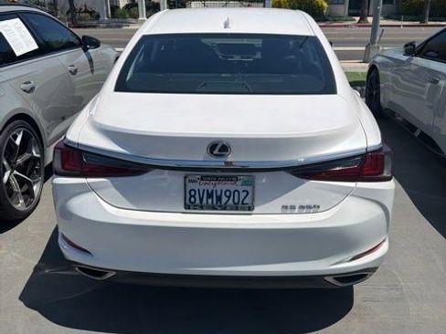 Used 2021 Lexus ES 350 w/ Accessory Package FWD image 5