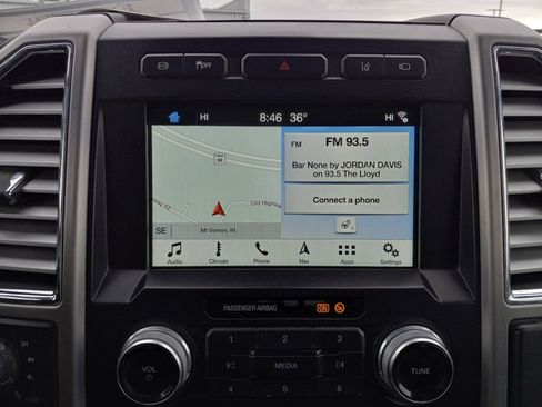 Used 2017 Ford F250 Platinum w/ Platinum Ultimate Package AWD/4WD image 18