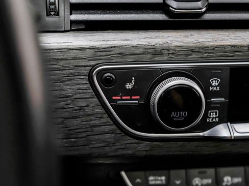 Used 2018 Audi A4 2.0T Premium w/ Convenience Package image 35