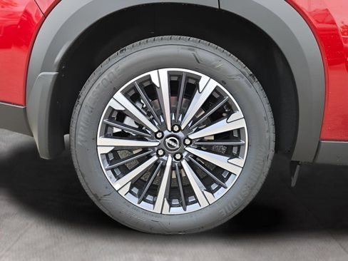 New 2026 Nissan Pathfinder Platinum FWD image 35
