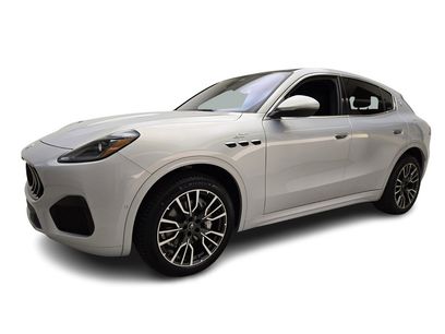 New 2024 Maserati Grecale GT