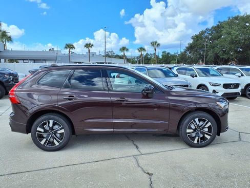 New 2026 Volvo XC60 B5 Core w/ Protection Package image 8