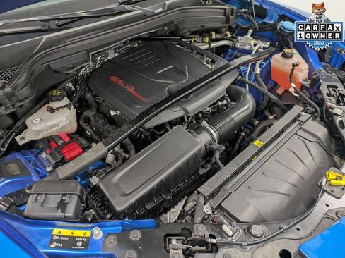 Used 2023 Alfa Romeo Stelvio Veloce AWD/4WD image 31