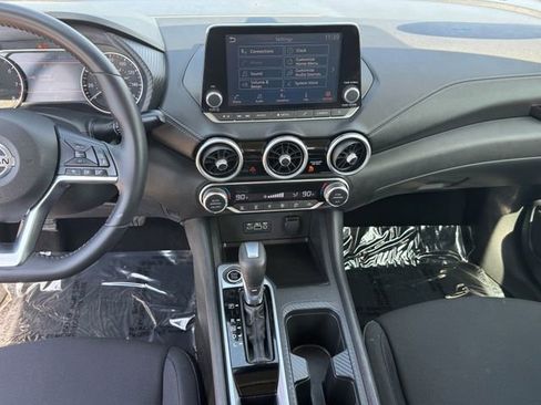 Used 2020 Nissan Sentra SV FWD image 16