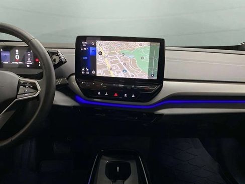 Used 2023 Volkswagen ID.4 S image 13