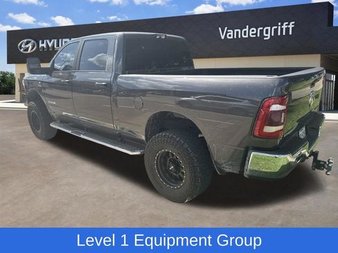 Used 2024 RAM 2500 Big Horn AWD/4WD image 4