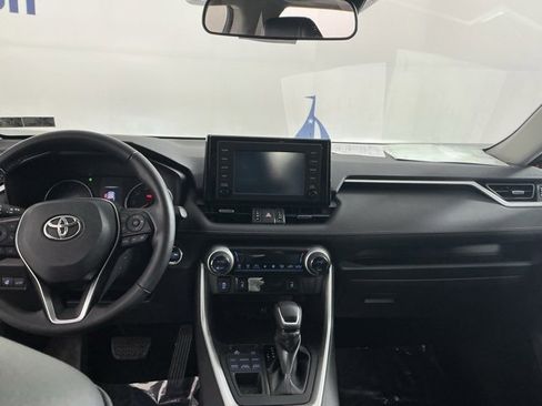 Used 2019 Toyota RAV4 XLE Premium w/ Cold Weather Package image 38