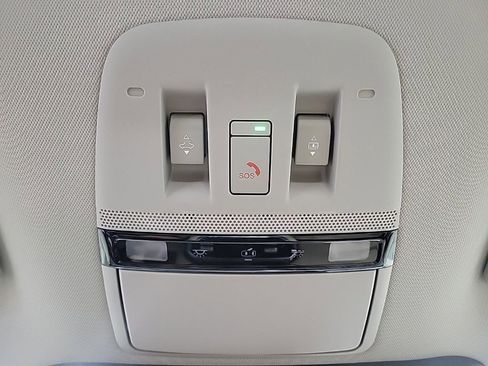 New 2025 Nissan Armada Platinum Reserve image 40