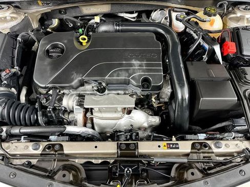 Used 2022 Chevrolet Malibu LS w/ Driver Confidence Package II image 30