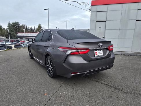 Certified 2023 Toyota Camry SE image 5