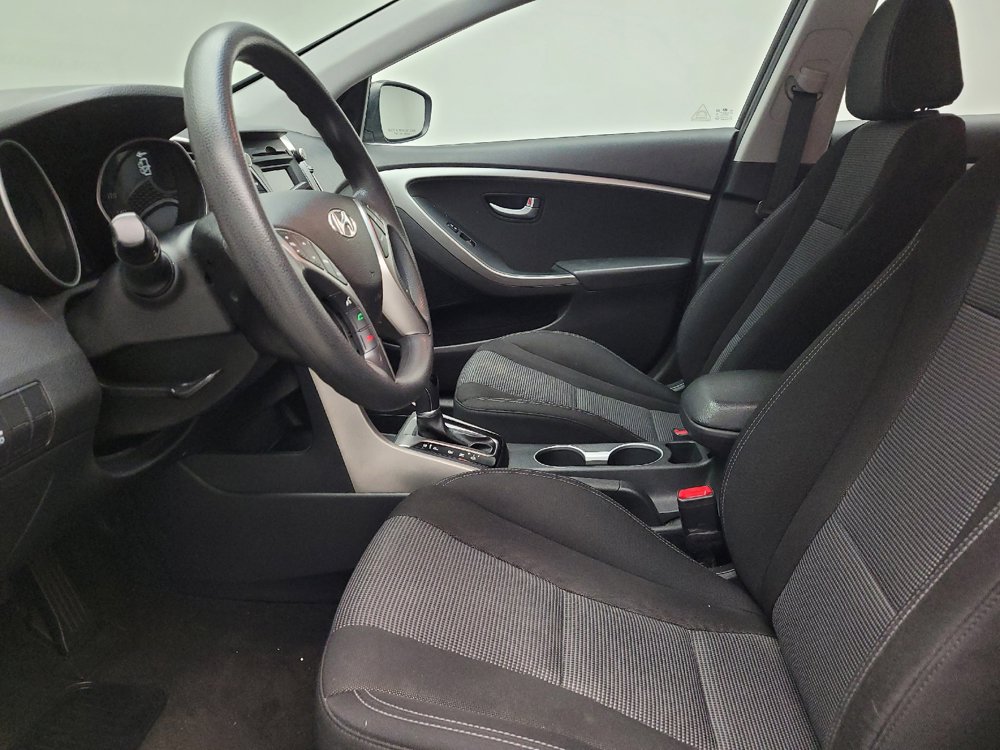 Used 2017 Hyundai Elantra GT FWD image 17
