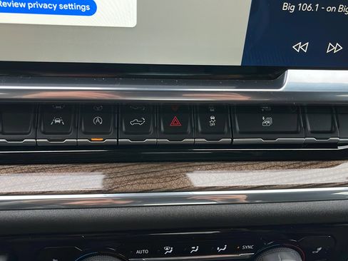 Used 2023 Chevrolet Silverado 1500 RST image 19