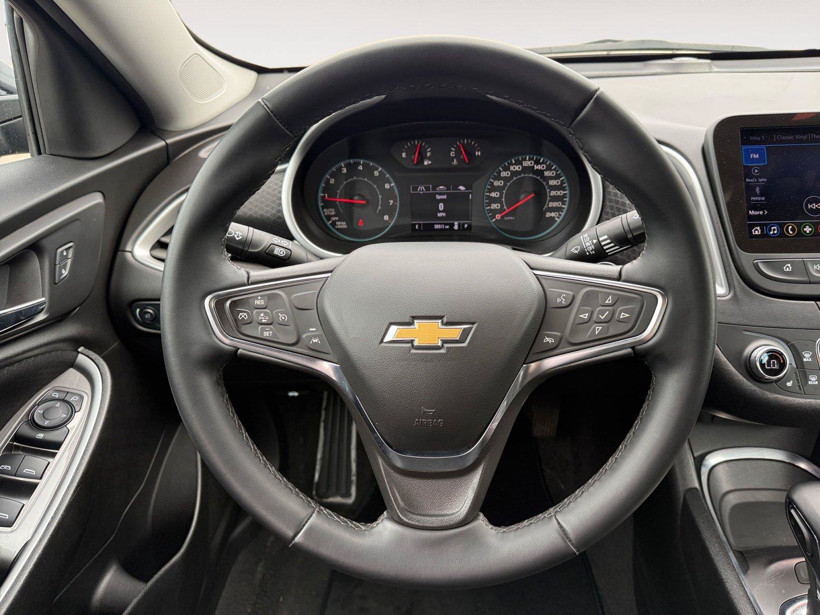 Used 2024 Chevrolet Malibu LT w/ Midnight Edition FWD image 16