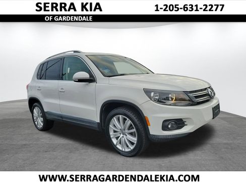 Used 2013 Volkswagen Tiguan SEL image 1