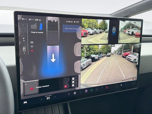 Used 2024 Tesla Cybertruck AWD Crew Cab image 13