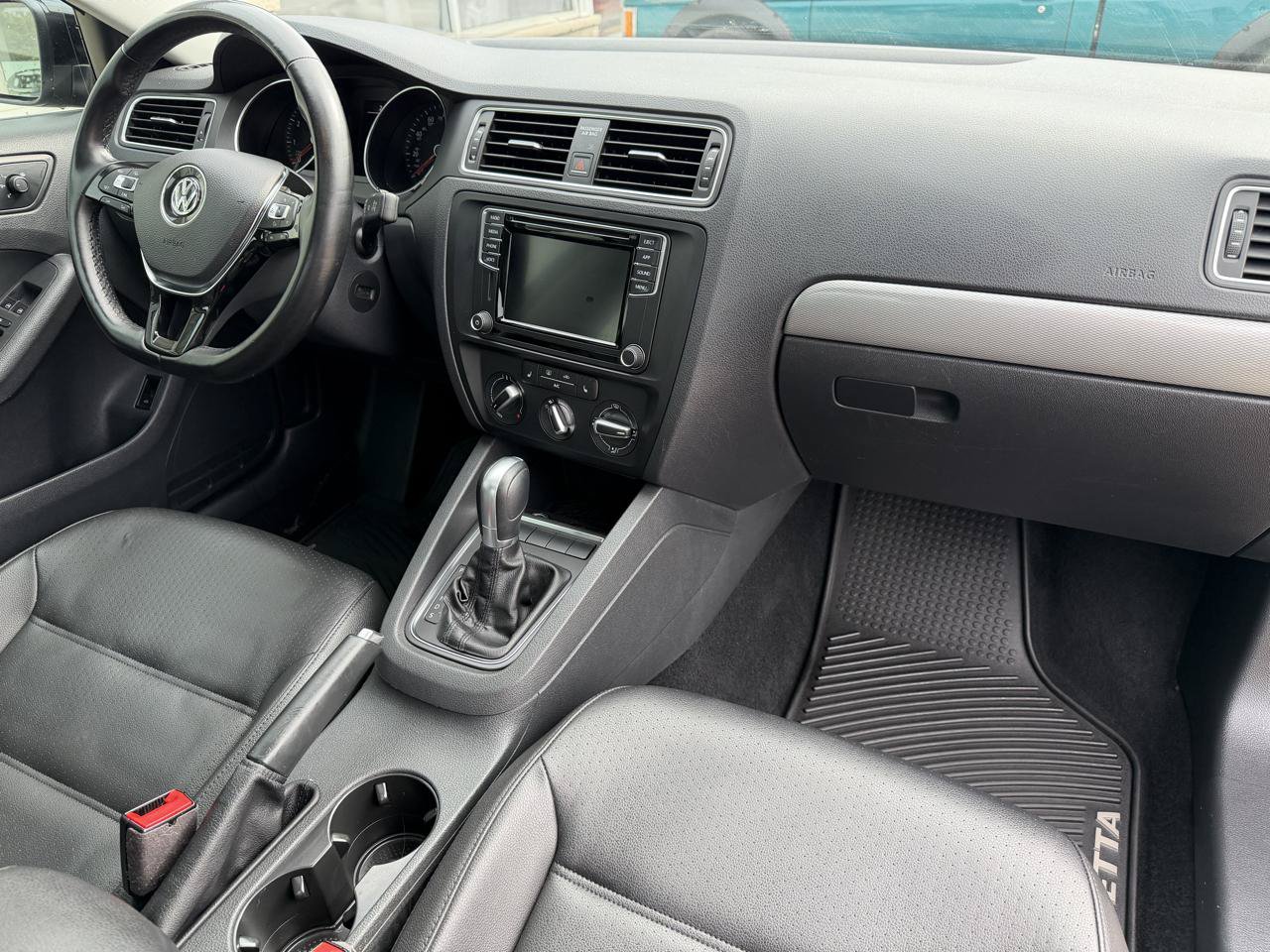 Used 2018 Volkswagen Jetta SE FWD image 19