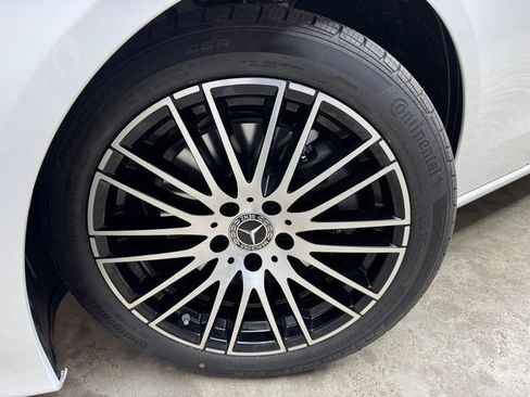 New 2026 Mercedes-Benz C 300 4MATIC Sedan image 28