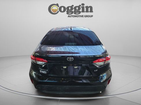 Certified 2025 Toyota Corolla LE image 5