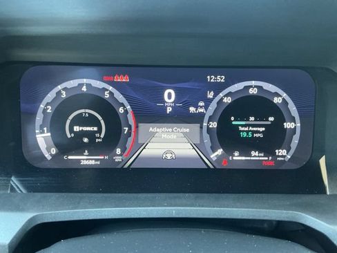 Certified 2024 Toyota Tacoma TRD Off-Road AWD/4WD image 17