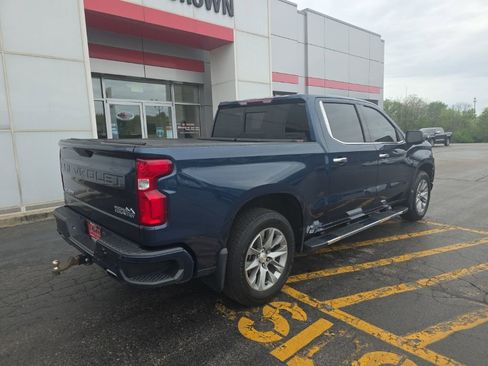 Used 2019 Chevrolet Silverado 1500 High Country w/ Safety Package II image 3
