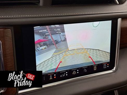 Used 2023 GMC Yukon Denali Ultimate image 15