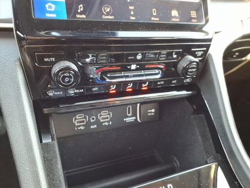 Used 2022 Jeep Grand Cherokee L Limited image 33