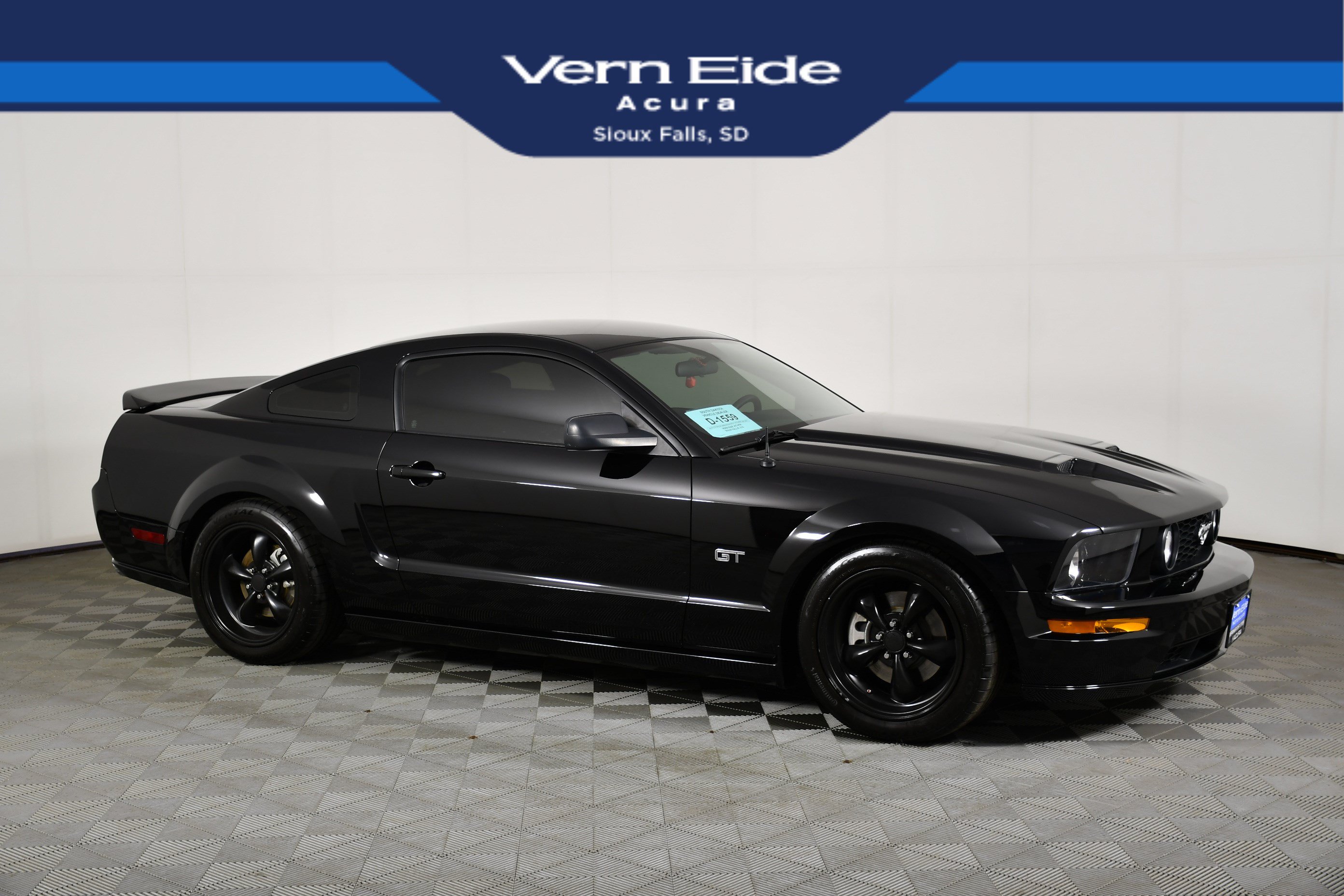 Used 2008 Ford Mustang GT RWD image 1