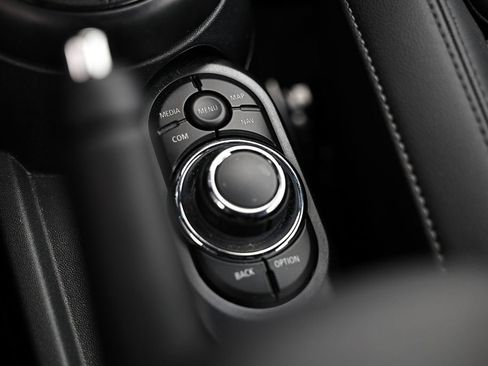 Used 2024 MINI Cooper S FWD image 40