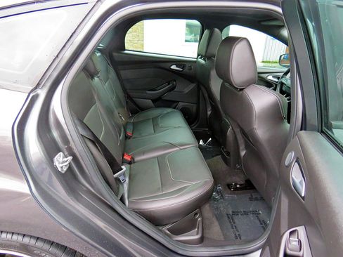 Used 2018 Ford Focus ST w/ Equipment Group 402A image 18