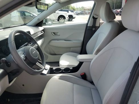 Used 2024 Hyundai Kona SEL FWD image 14
