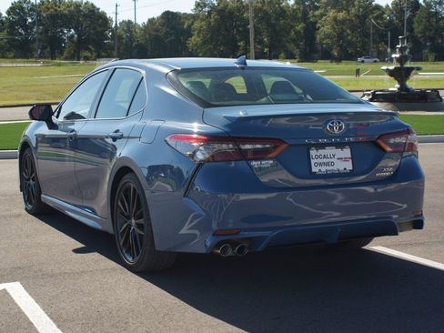 Used 2024 Toyota Camry XSE image 15