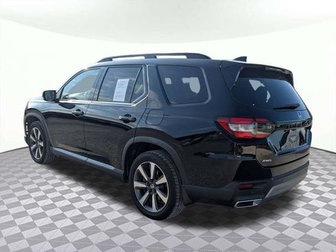 Used 2023 Honda Pilot Elite image 6