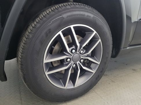 Used 2020 Jeep Grand Cherokee Limited AWD/4WD image 31