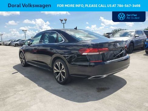 Used 2022 Volkswagen Passat 2.0T SE FWD image 15