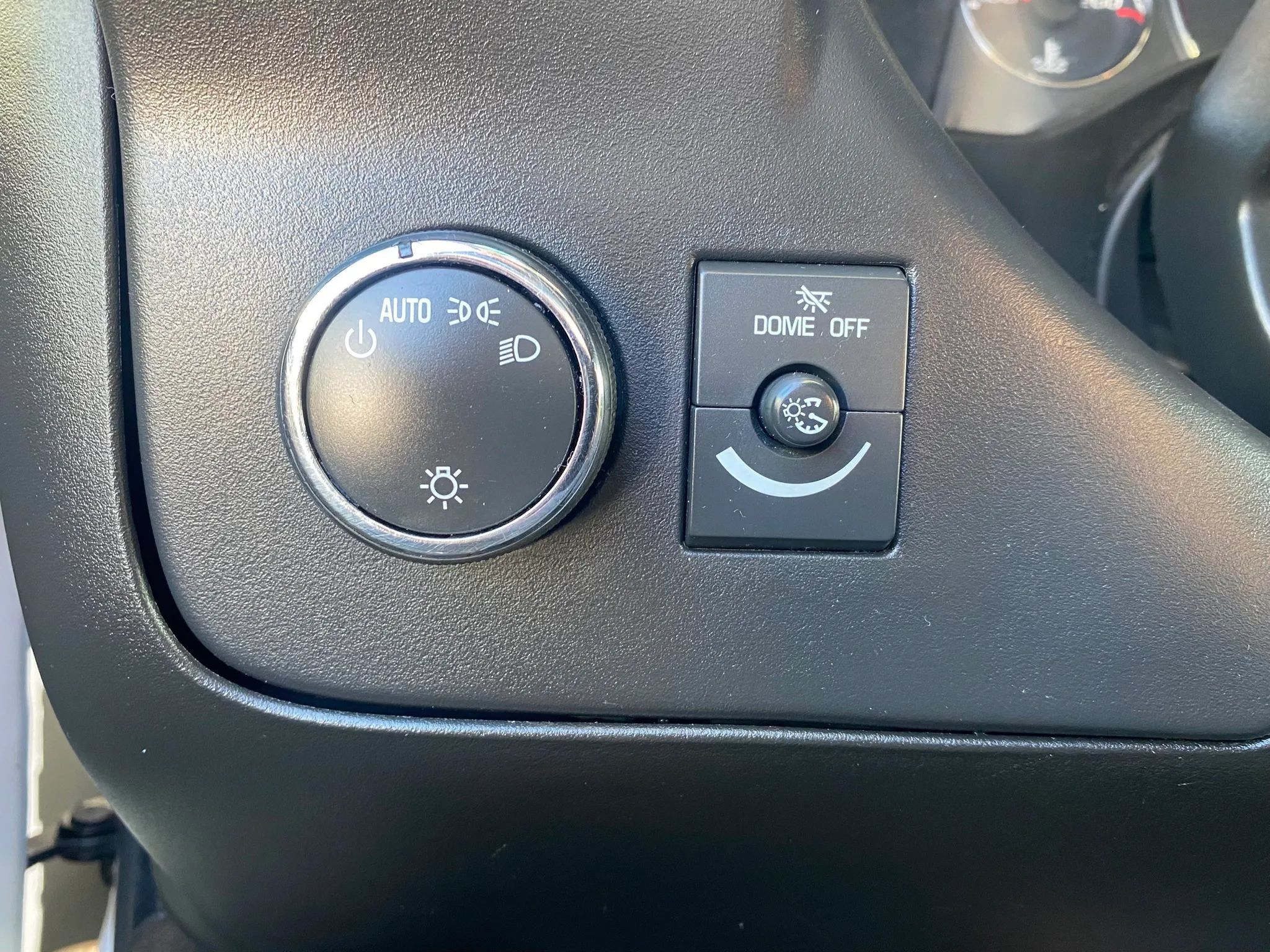 Used 2015 Chevrolet Express 3500 LT w/ LT Preferred Equipment Group RWD image 16