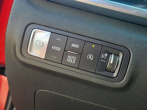 Used 2025 GMC Terrain Elevation AWD/4WD image 9