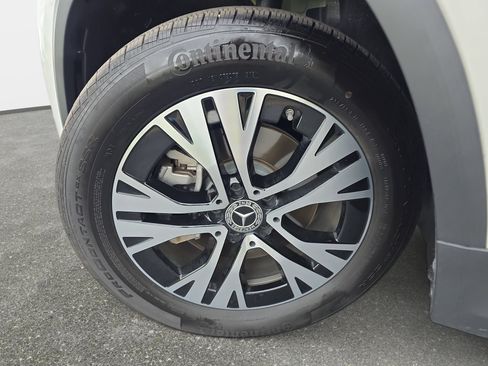 Used 2025 Mercedes-Benz GLA 250 image 31