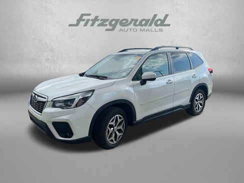 Used 2021 Subaru Forester Premium AWD/4WD image 2