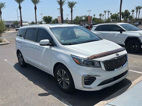Used 2019 Kia Sedona SX FWD image 2