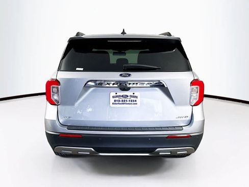 Used 2023 Ford Explorer XLT w/ Equipment Group 202A AWD/4WD image 5