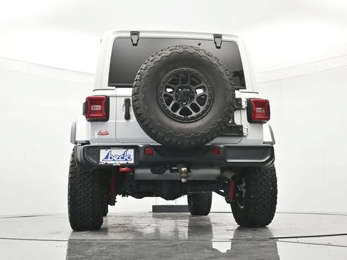 Used 2022 Jeep Wrangler Unlimited Rubicon w/ Xtreme Recon 35" Tire Package AWD/4WD image 41