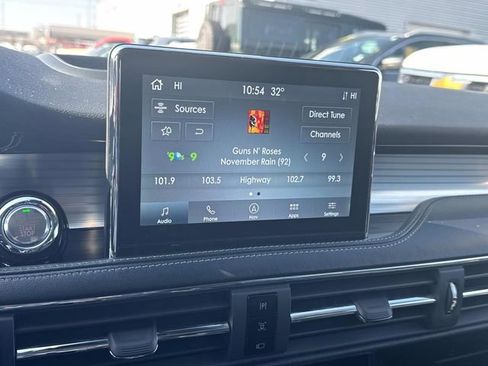 Used 2021 Lincoln Corsair Standard w/ Premium Package image 30