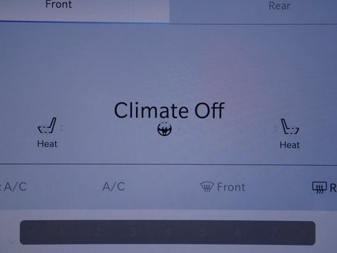 New 2026 Chrysler Pacifica Select FWD image 3
